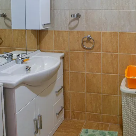 Amazing In W/ 1 Bedrooms Casa vacanze